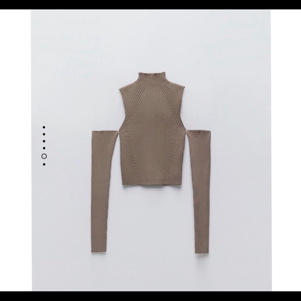 Zara Sleeves Knit Top - size S